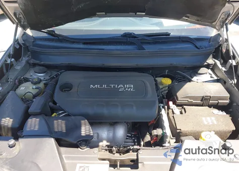 2015 Jeep Cherokee Sport из США, поврежденный, VIN 1C4PJLAB4FW730836